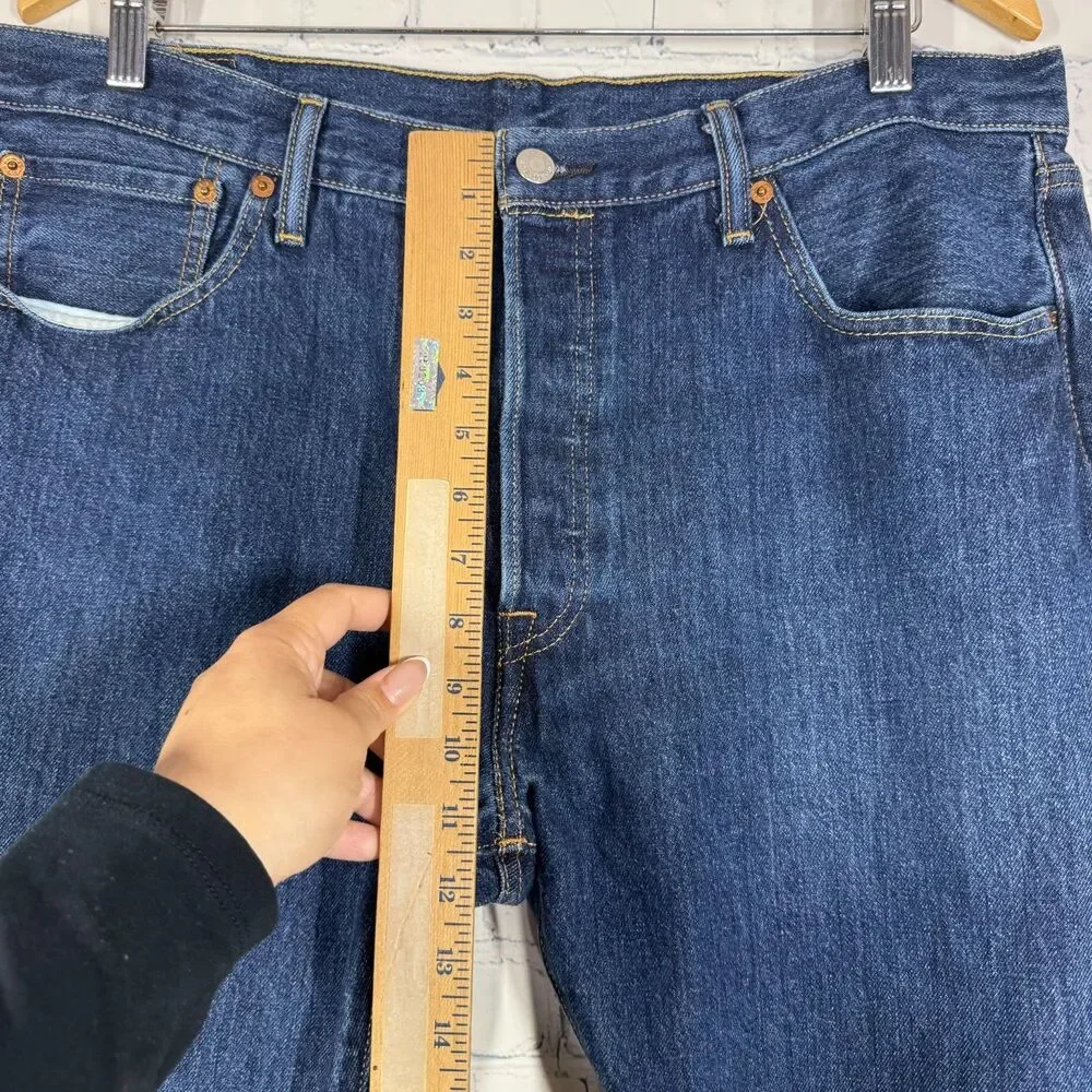Levi’s 501 Jeans Mens 36x32 Button Fly Denim Blue Dark Wash Straight Leg Western